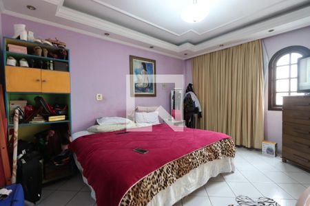 Suíte de casa à venda com 3 quartos, 446m² em Parque Luis Mucciolo, São Paulo