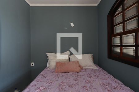 Quarto  de casa para alugar com 3 quartos, 446m² em Parque Luis Mucciolo, São Paulo