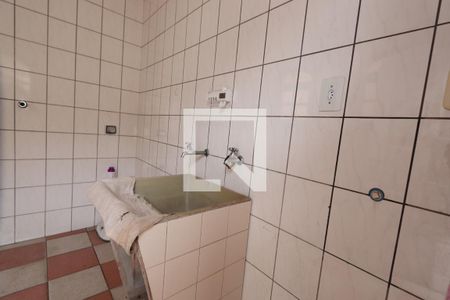 Lavanderia de casa à venda com 3 quartos, 446m² em Parque Luis Mucciolo, São Paulo