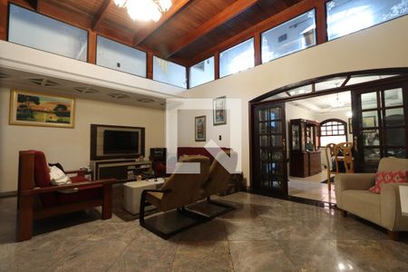 Sala de casa para alugar com 3 quartos, 446m² em Parque Luis Mucciolo, São Paulo