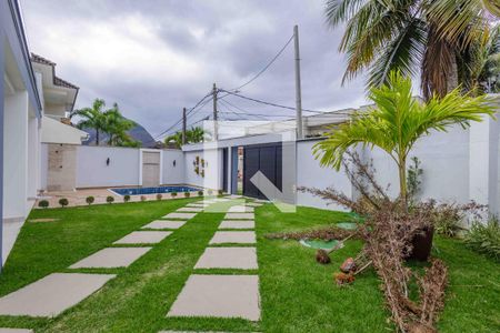 Área Externa de casa à venda com 4 quartos, 212m² em Vargem Pequena, Rio de Janeiro