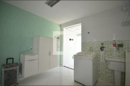Área de Serviço de casa de condomínio para alugar com 3 quartos, 400m² em Campo Grande, Rio de Janeiro