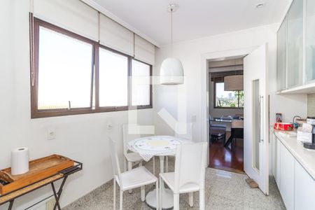Cozinha de apartamento à venda com 3 quartos, 421m² em Perdizes, São Paulo