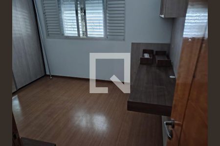 Casa à venda com 3 quartos, 152m² em Jardim Santa Mena, Guarulhos