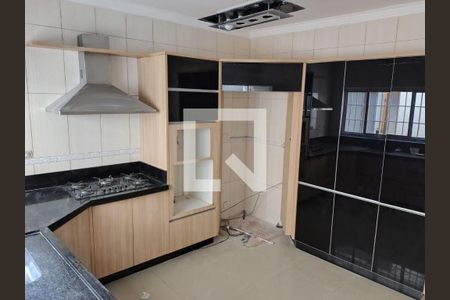 Casa à venda com 3 quartos, 152m² em Jardim Santa Mena, Guarulhos