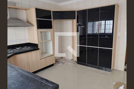 Casa à venda com 3 quartos, 152m² em Jardim Santa Mena, Guarulhos