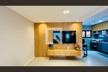 Casa à venda com 3 quartos, 121m² em Camboinhas, Niterói