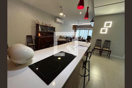 Apartamento à venda com 3 quartos, 134m² em Icaraí, Niterói