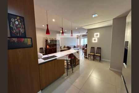 Apartamento à venda com 3 quartos, 134m² em Icaraí, Niterói