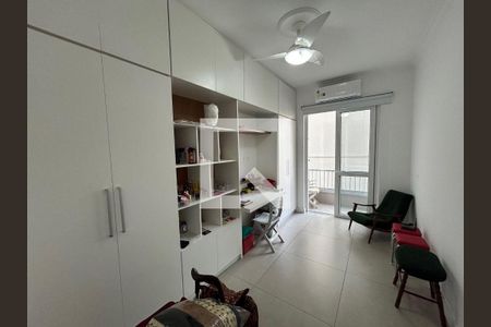 Apartamento à venda com 3 quartos, 134m² em Icaraí, Niterói