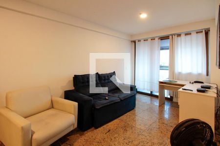 Sala de apartamento para alugar com 1 quarto, 50m² em Barra da Tijuca, Rio de Janeiro