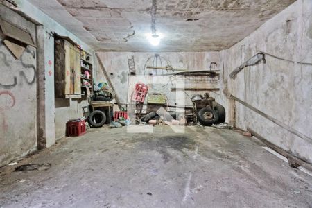Garagem de casa à venda com 2 quartos, 300m² em Chacara Nossa Senhora Aparecida, São Paulo