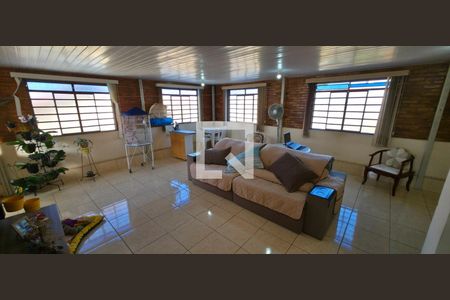 Sala de apartamento à venda com 4 quartos, 130m² em Santa Monica, Belo Horizonte