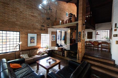 Sala de casa à venda com 3 quartos, 1500m² em Cidade Universitária, Campinas