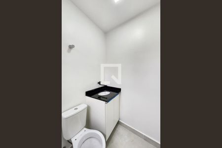 Banheiro de kitnet/studio para alugar com 1 quarto, 28m² em Centro, São Bernardo do Campo