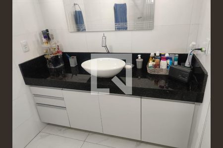 banheiro de casa à venda com 3 quartos, 220m² em Mooca, São Paulo