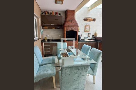 Churrasqueira de casa à venda com 3 quartos, 223m² em Vila Bertioga, São Paulo