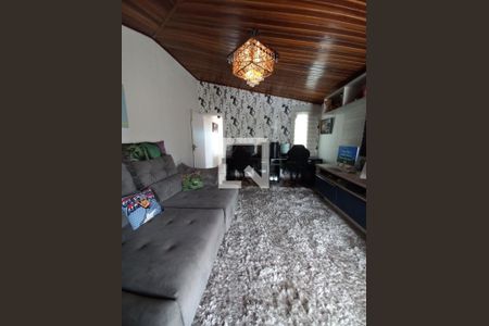 Dormitório de casa à venda com 3 quartos, 223m² em Vila Bertioga, São Paulo