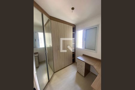 Dormitorio de apartamento à venda com 3 quartos, 67m² em Vila Margarida, São Paulo