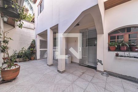 Quintal de casa à venda com 3 quartos, 180m² em Itaim Bibi, São Paulo