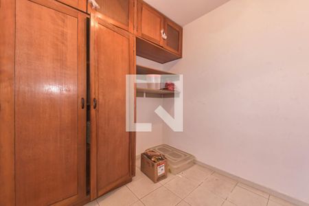 Lavanderia - Quarto de casa à venda com 3 quartos, 180m² em Itaim Bibi, São Paulo