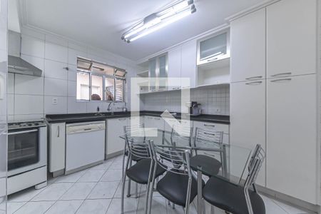 Cozinha de casa à venda com 3 quartos, 180m² em Itaim Bibi, São Paulo