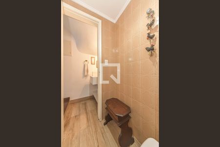 Lavabo de casa para alugar com 3 quartos, 180m² em Itaim Bibi, São Paulo