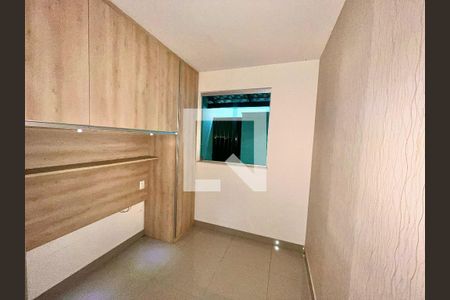 Quarto de apartamento para alugar com 2 quartos, 60m² em Copacabana, Belo Horizonte
