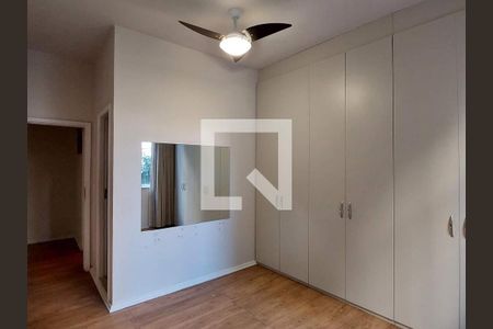 Apartamento à venda com 3 quartos, 120m² em Leme, Rio de Janeiro