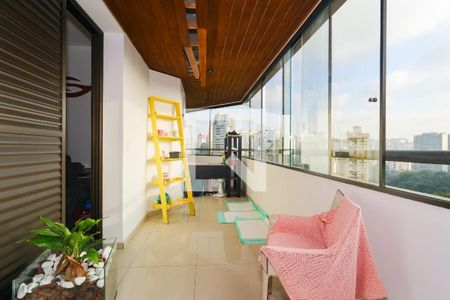 Varanda da Sala de apartamento à venda com 3 quartos, 150m² em Vila Suzana, São Paulo