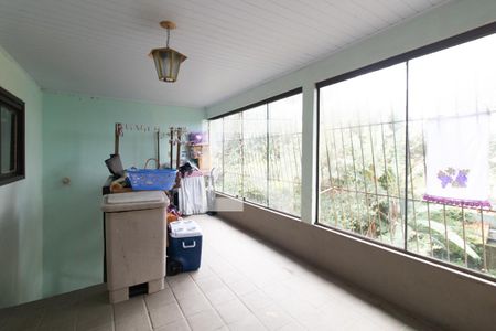 Área de Serviço de casa para alugar com 4 quartos, 350m² em Espírito Santo, Porto Alegre