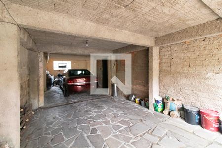 Garagem de casa para alugar com 4 quartos, 350m² em Espírito Santo, Porto Alegre