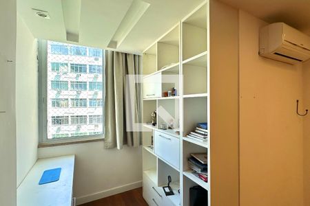 Quarto 1 de apartamento à venda com 4 quartos, 206m² em Copacabana, Rio de Janeiro