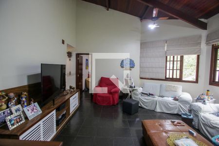 Sala de TV de casa de condomínio à venda com 6 quartos, 439m² em Jacarepaguá, Rio de Janeiro