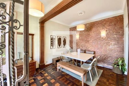 Sala de casa à venda com 5 quartos, 300m² em Lagoa, Rio de Janeiro