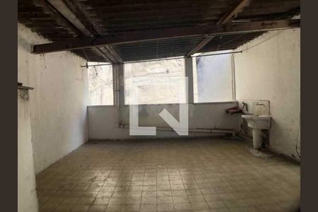 Casa à venda com 1 quarto, 230m² em Catete, Rio de Janeiro