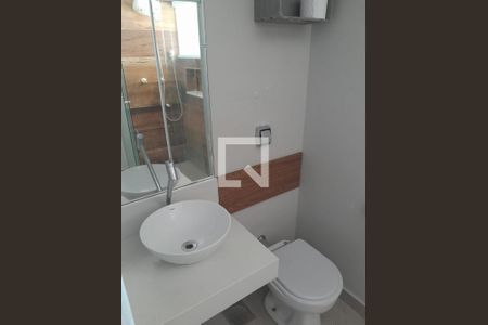 BANHEIRO de apartamento à venda com 3 quartos, 80m² em Vila Bertioga, São Paulo