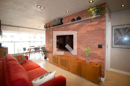 Sala de apartamento à venda com 2 quartos, 78m² em Pinheiros, São Paulo