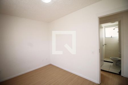 Quarto 1 de apartamento para alugar com 2 quartos, 54m² em Brás de Pina, Rio de Janeiro