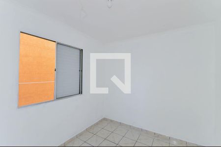 Quarto 1 de apartamento à venda com 2 quartos, 48m² em Jardim Cocaia, Guarulhos