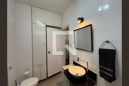 Banheiro Social de apartamento para alugar com 1 quarto, 35m² em Copacabana, Rio de Janeiro
