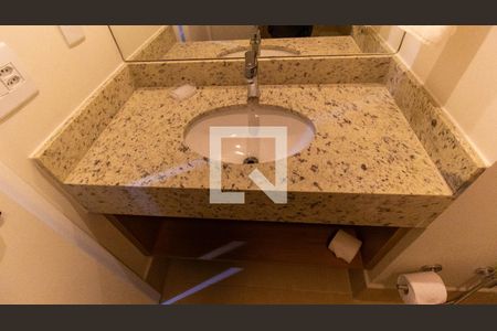 Banheiro de kitnet/studio para alugar com 1 quarto, 20m² em Boa Viagem, Niterói