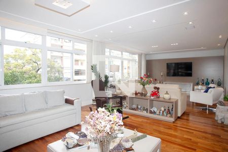 Sala de Estar de apartamento à venda com 3 quartos, 155m² em Farroupilha, Porto Alegre