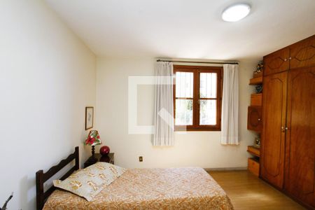 Quarto 2 de casa à venda com 4 quartos, 340m² em Barroca, Belo Horizonte