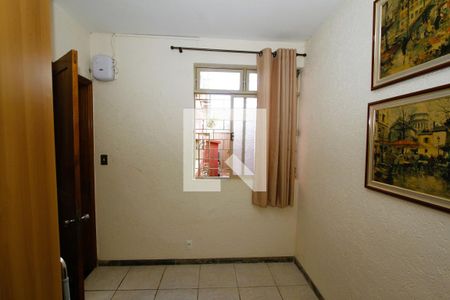 Quarto de Serviço de casa à venda com 4 quartos, 340m² em Barroca, Belo Horizonte