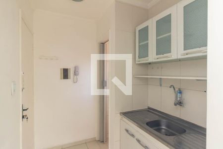 Cozinha de kitnet/studio para alugar com 1 quarto, 26m² em Higienópolis, São Paulo