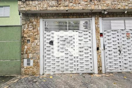 Fachada de casa à venda com 3 quartos, 210m² em Vila Carrão, São Paulo