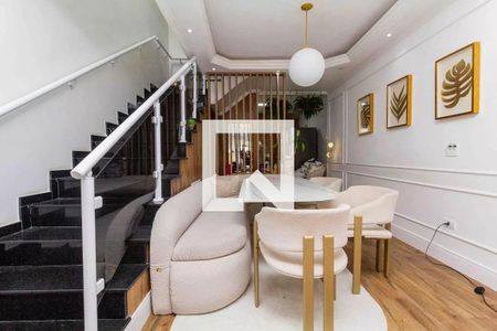 Sala de casa à venda com 3 quartos, 210m² em Vila Carrão, São Paulo