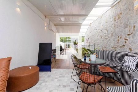 Terraço de casa à venda com 3 quartos, 210m² em Vila Carrão, São Paulo