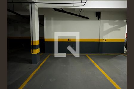 Garagem de apartamento à venda com 5 quartos, 597m² em Auxiliadora, Porto Alegre